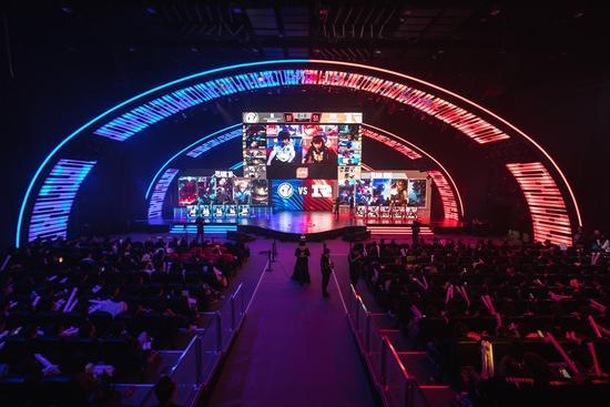 成为未来中 成为未来中