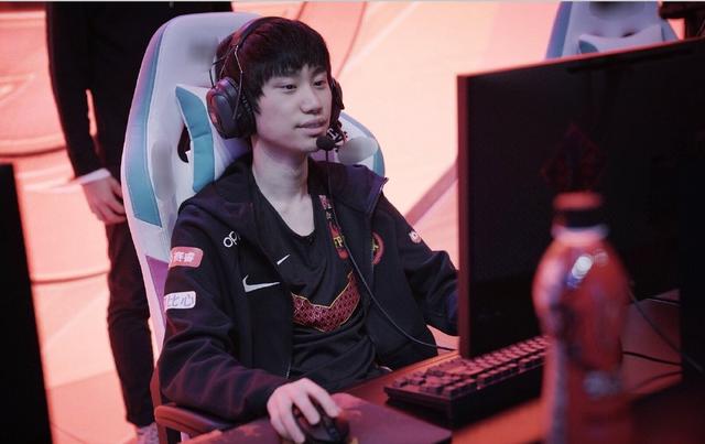 次证明了她 次证明了她