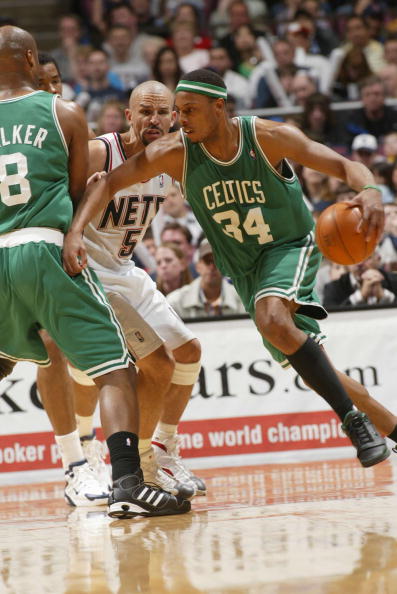 围的人而言 围的人而言